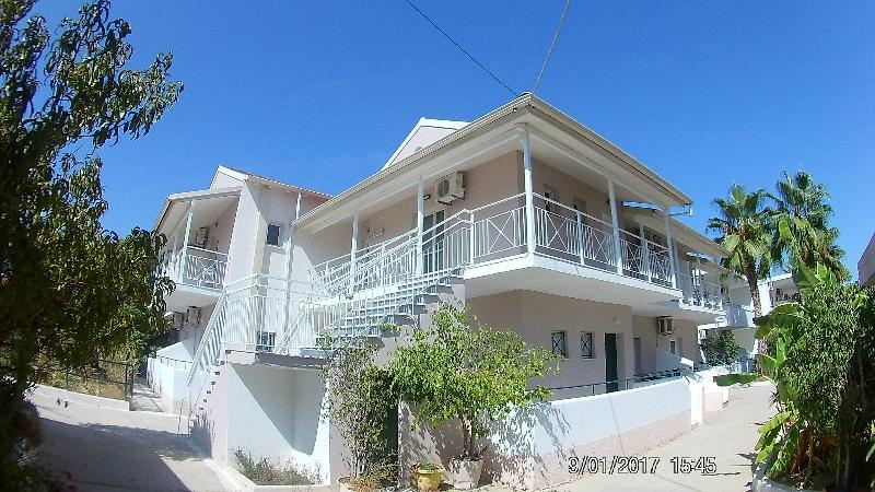 Cavo D' Oro Complex Apartment Kavos Ngoại thất bức ảnh